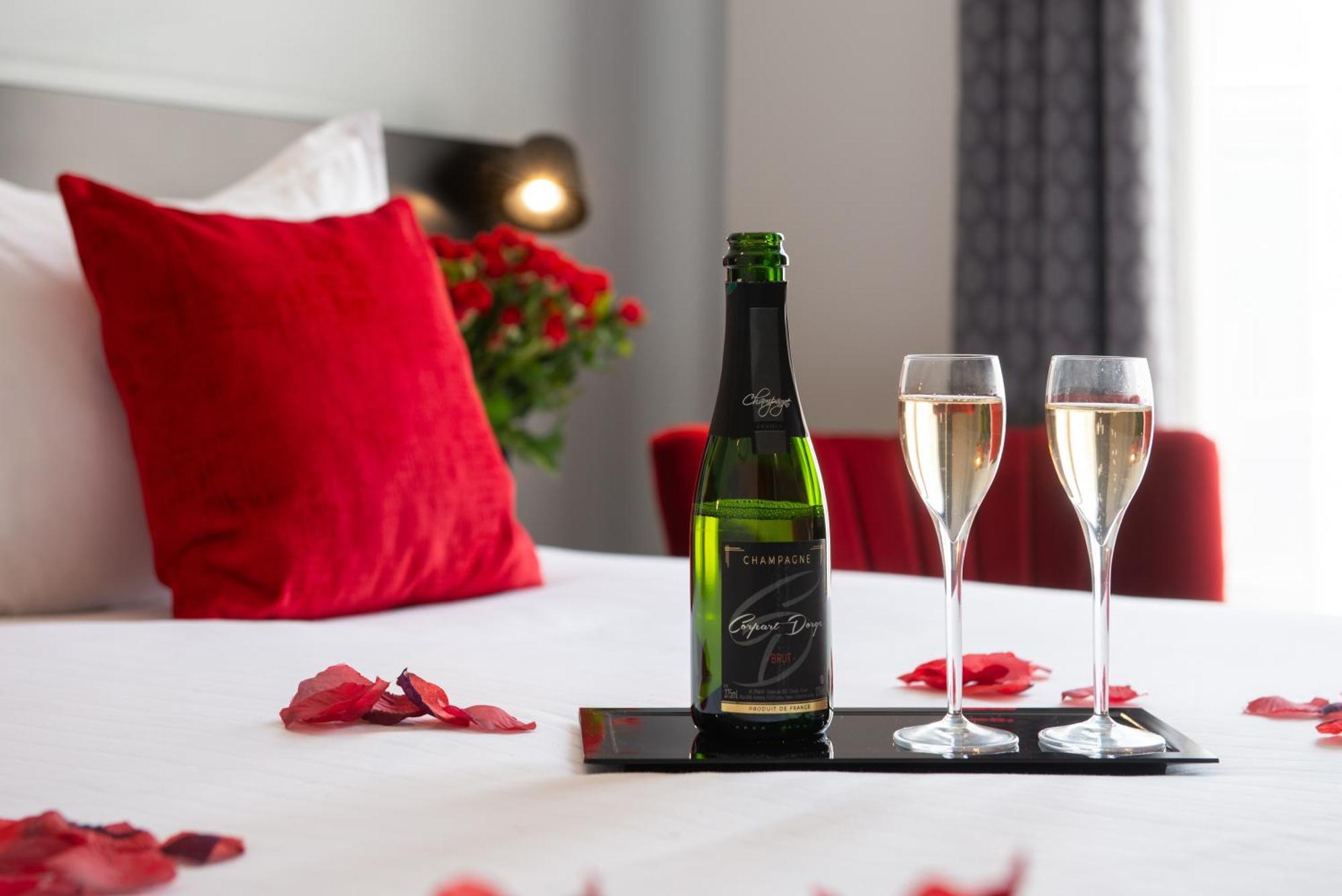 Helussi Hotel Párizs Kültér fotó