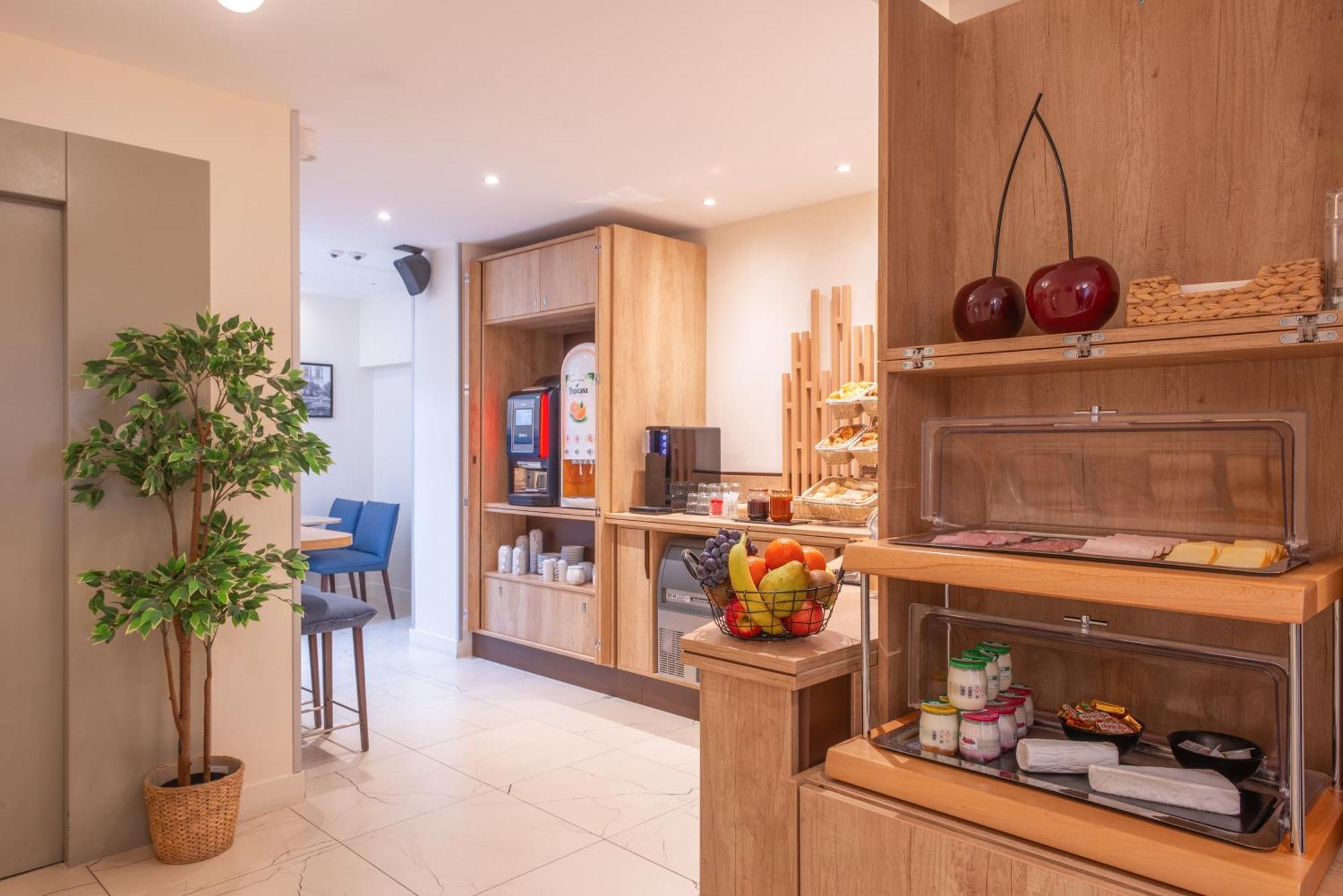 Helussi Hotel Párizs Kültér fotó